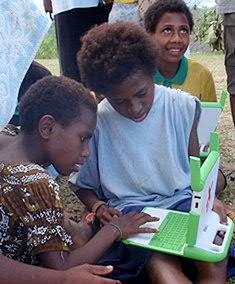 Dreikikir Students and XO laptop